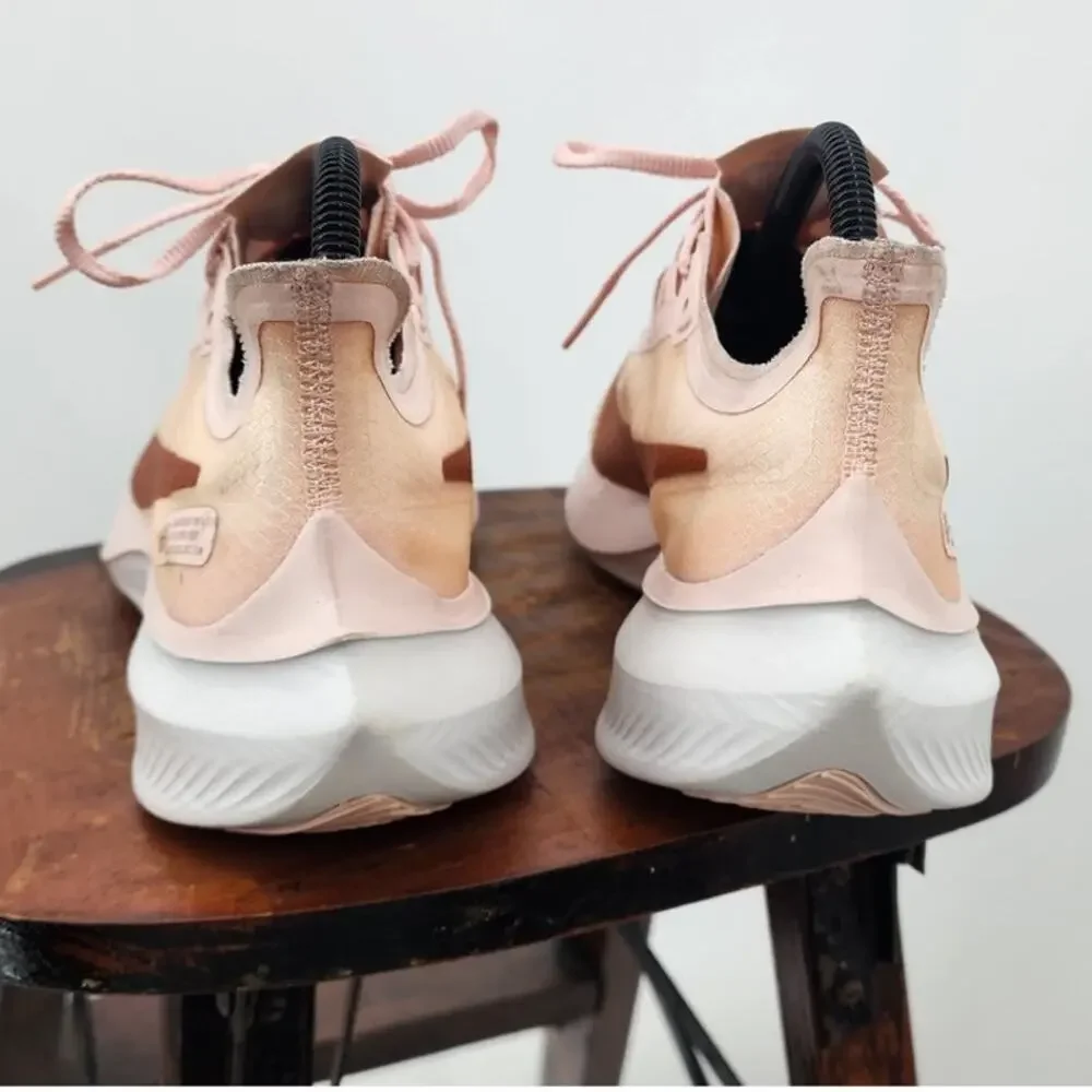 New Nike Zoom Gravity Echo Pink White Rose Gold‎ Glitter Size 10